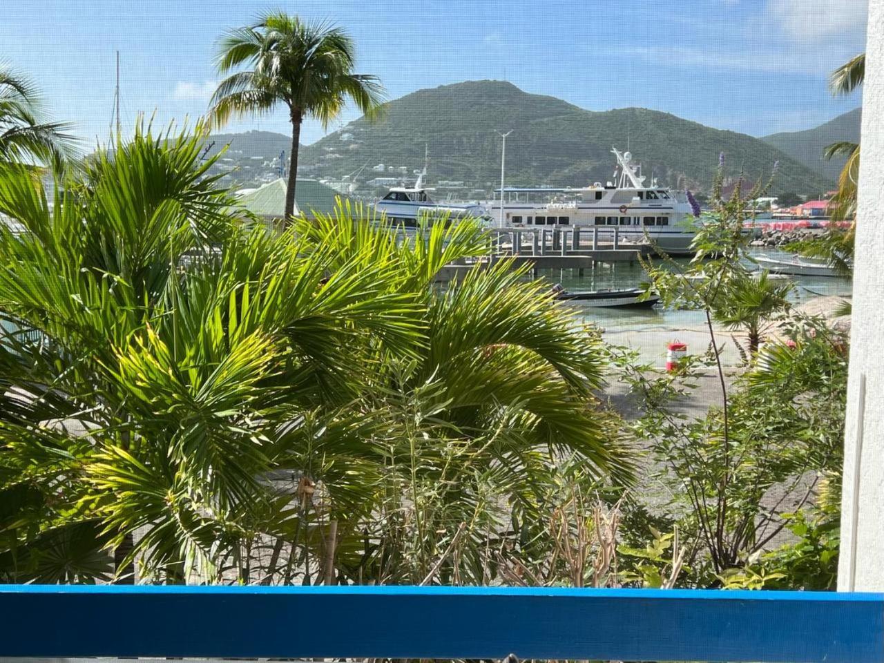 Appartement Neuf En Plein Coeur De Philipsburg Philipsburg  Exterior foto